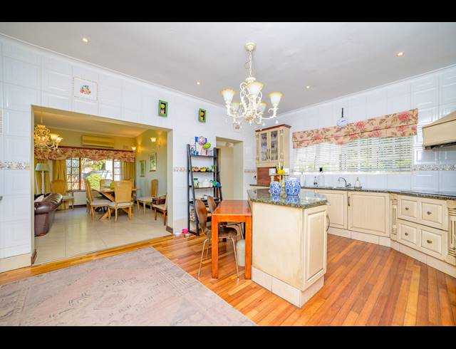 5 BEDROOM HOUSE FOR SALE IN WESTVILLE